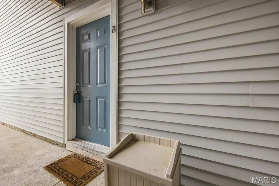 1231 Creve Coeur Crossing Lane #B, Chesterfield, MO 63017 - #2