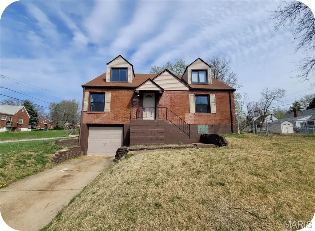 8687 Belhaven Drive, Saint John, MO 63114 - #1