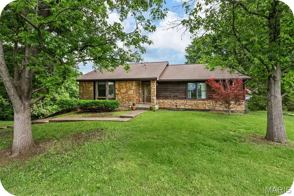 1114 Jacob Lane, Festus, MO 63028