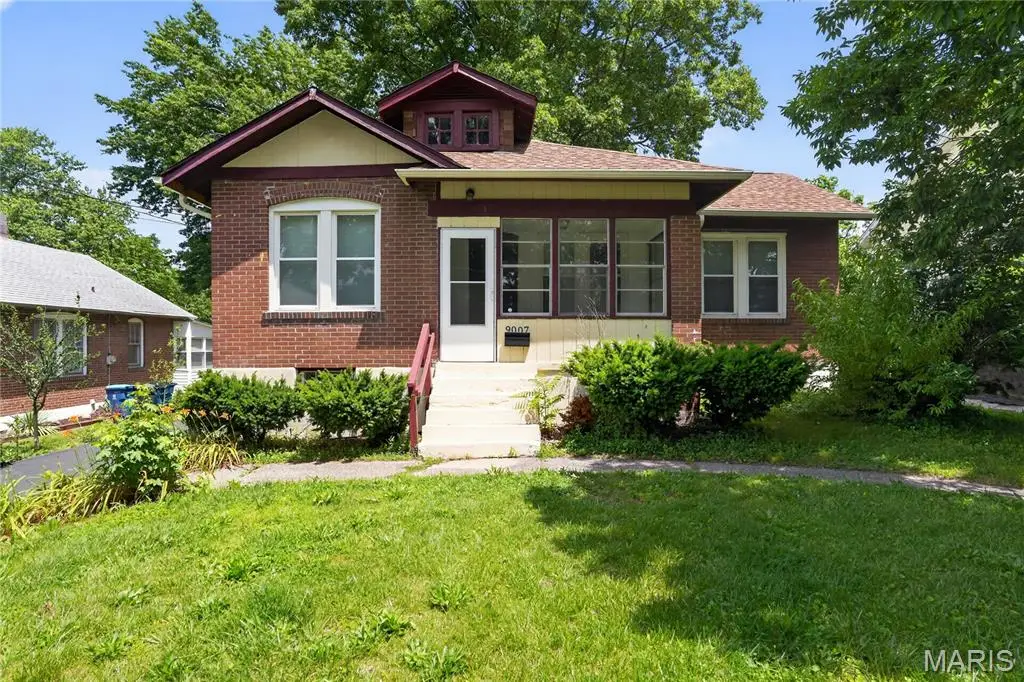 9007 Forest Avenue, Saint Louis, MO 63114 - #1