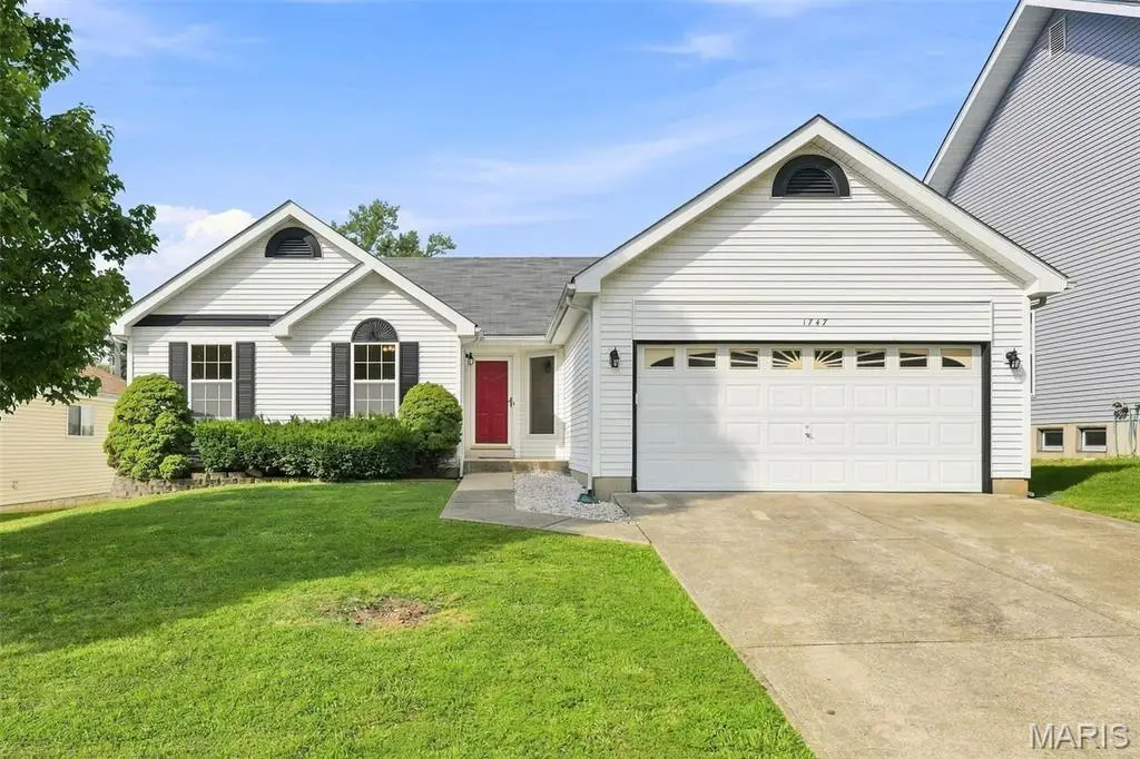 1747 Coachway Lane, Hazelwood, MO 63042 - #1