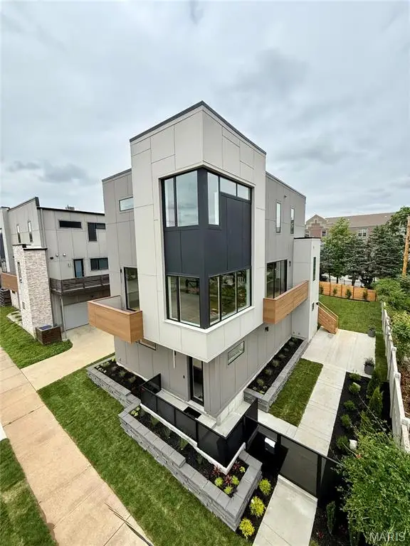 2731 Lafayette Avenue, St Louis, MO 63104