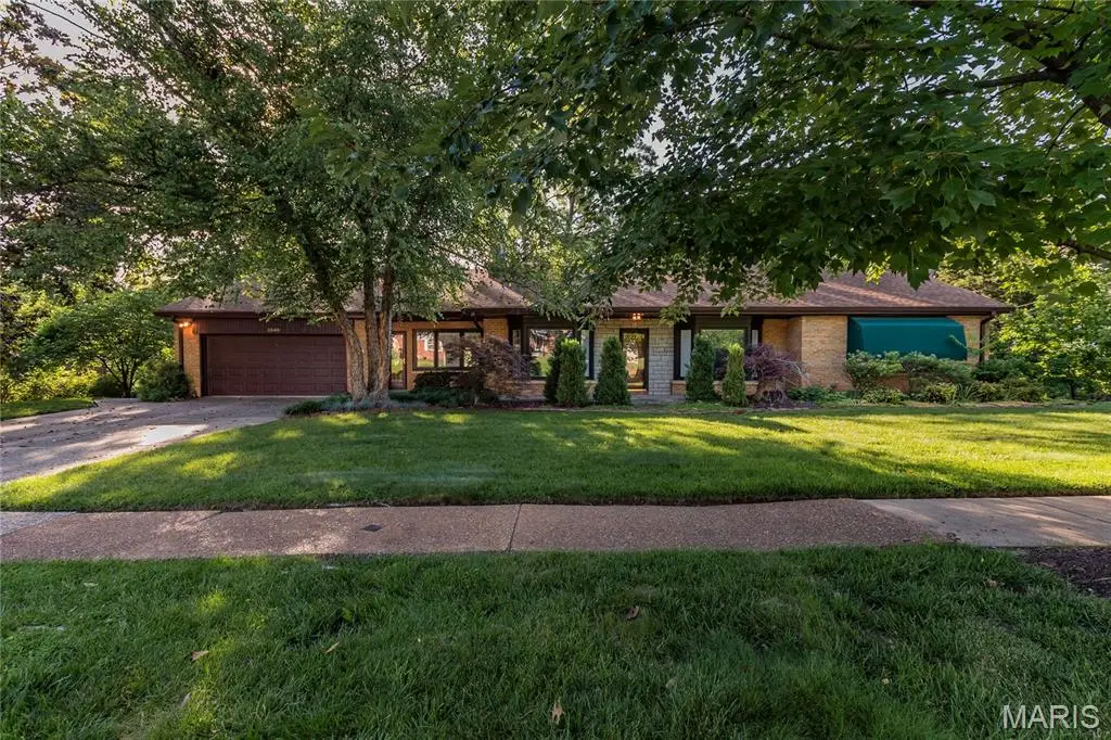 3540 Wintergreen Lane, Saint Louis, MO 63125 - #1