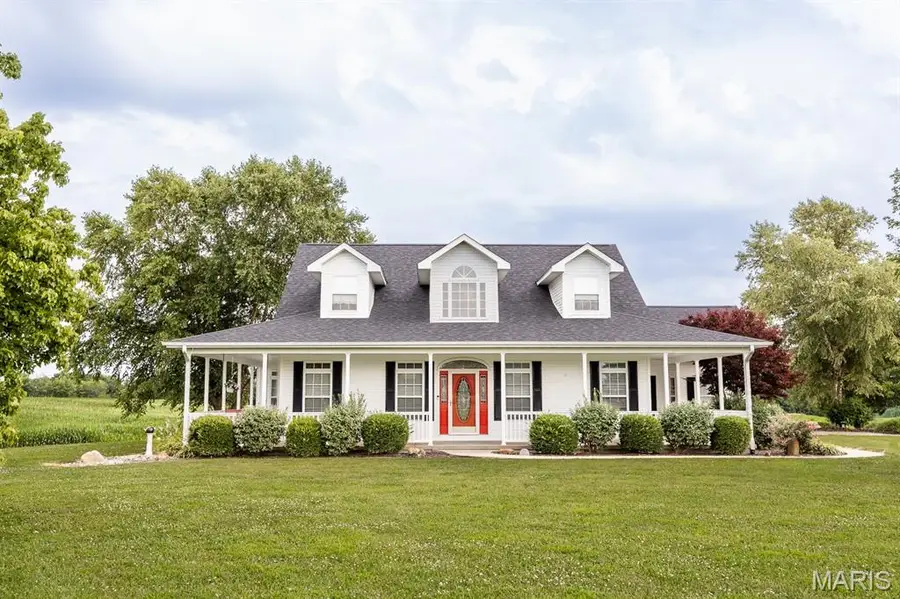 14218 Schuster Road, Pocahontas, IL 62275 - #2