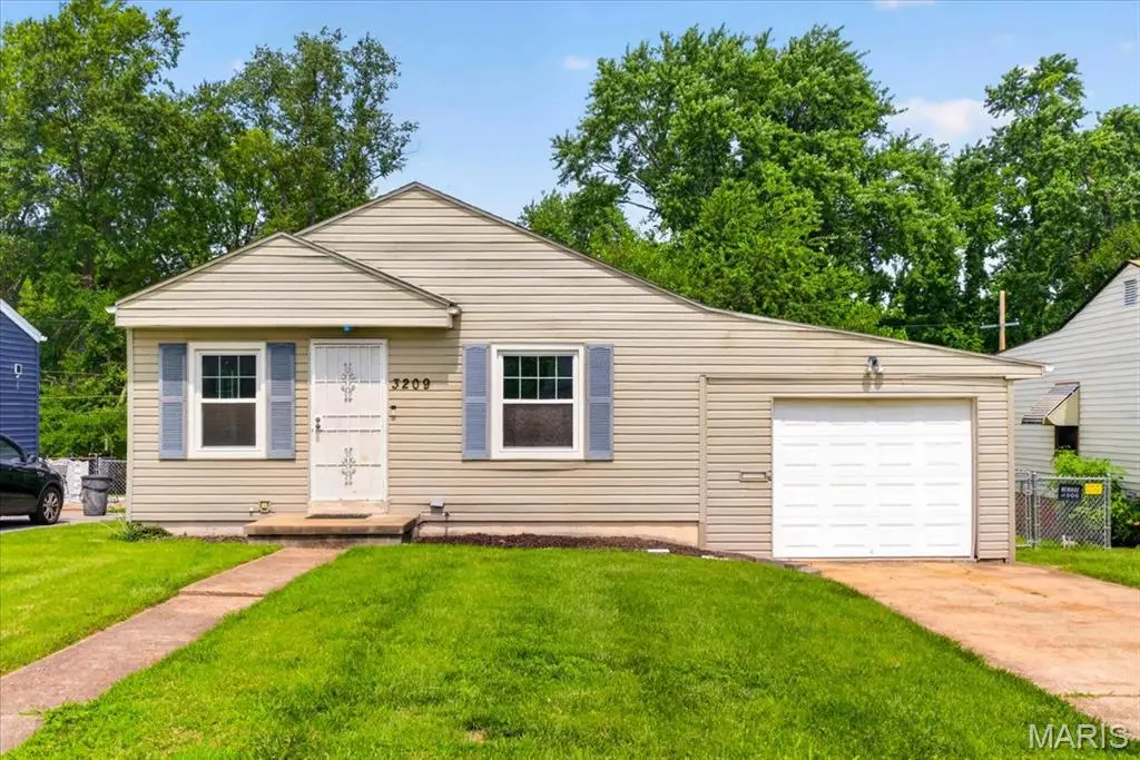 3209 Lynros Drive, Saint Ann, MO 63074 - #1