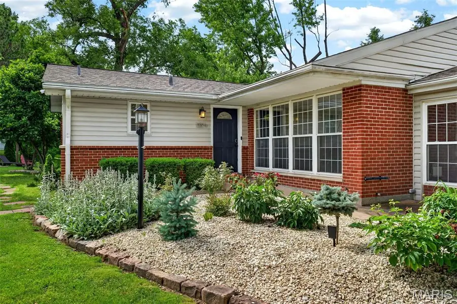 9211 Old Bonhomme Road, Olivette, MO 63132 - #3
