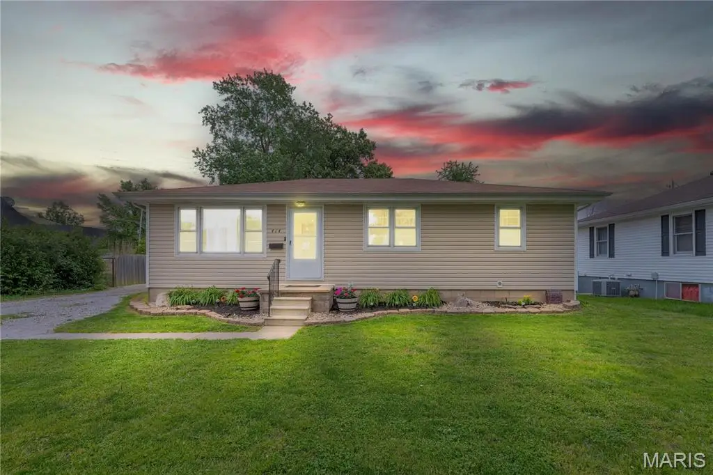414 Silver Street, Bethalto, IL 62010 - #1