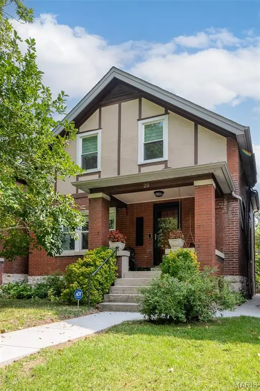 20 Lawn Place, St Louis, MO 63110