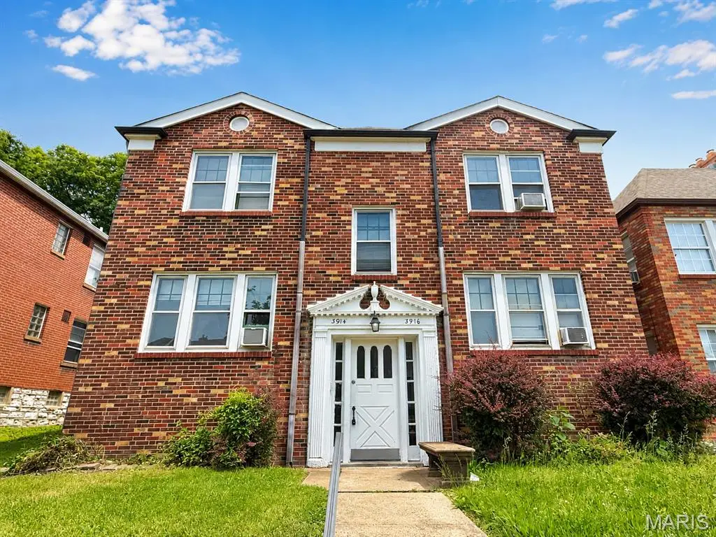 3914 Chippewa Street, Saint Louis, MO 63116 - #1