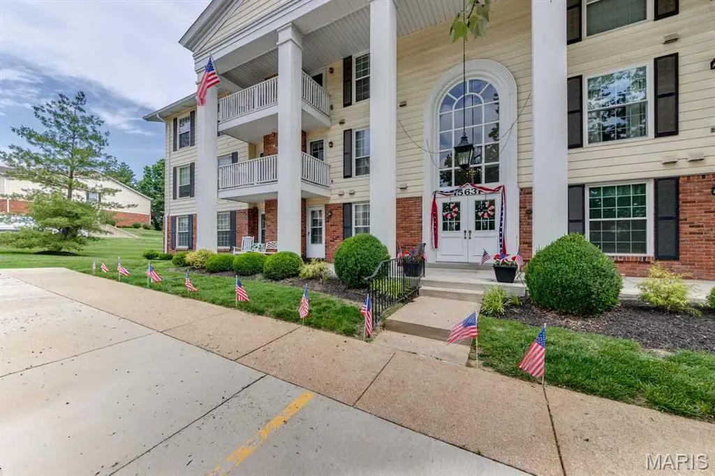 15631 Hedgeford Court #1, Chesterfield, MO 63017 - #1