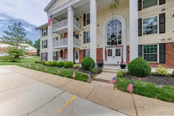 15631 Hedgeford Court #1, St Louis, MO 63017