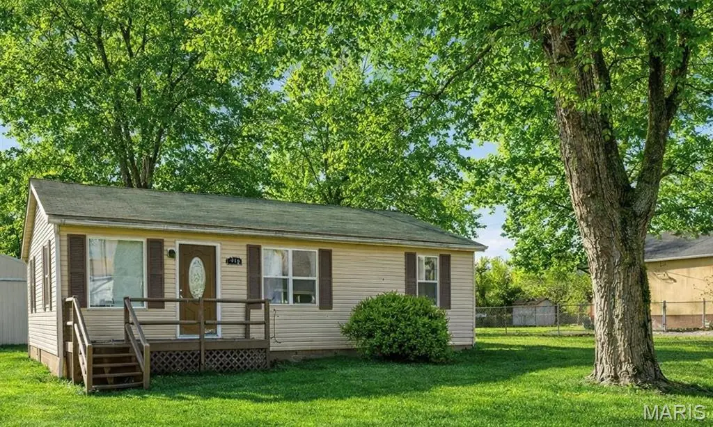 512 Belvedere Drive, Belleville, IL 62223 - #1