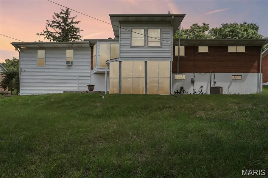 66 Montclair Drive, Fairview Heights, IL 62208 - #2