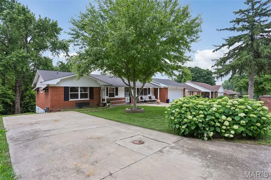66 Montclair Drive, Fairview Heights, IL 62208 - #3