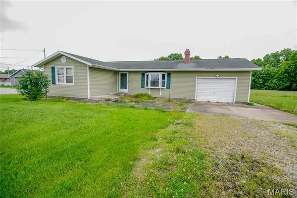 408 E 1st Street, Ramsey, IL 62080