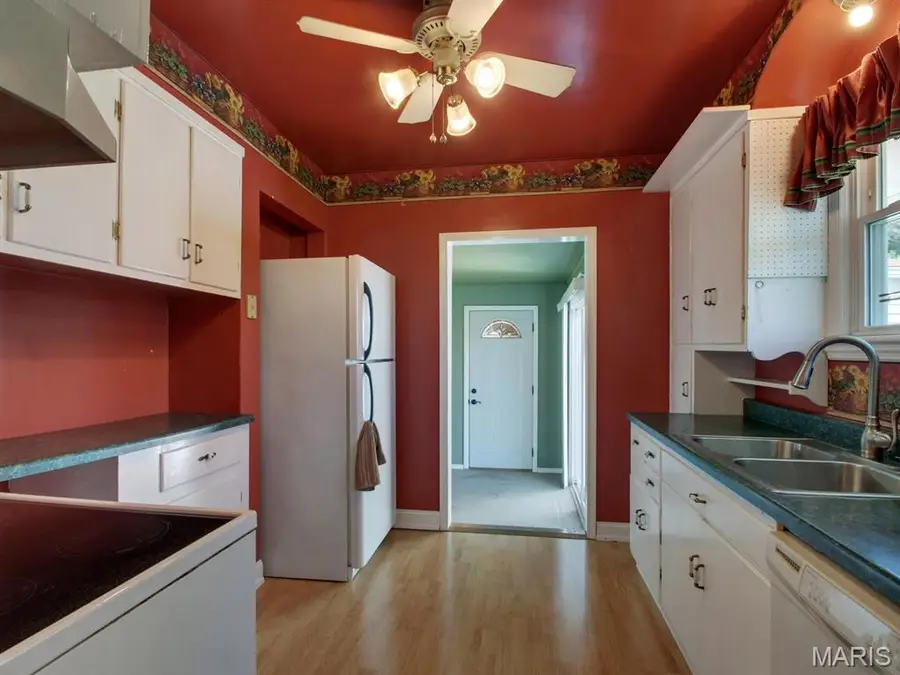 109 W 7th Street, New London, MO 63459 - #3