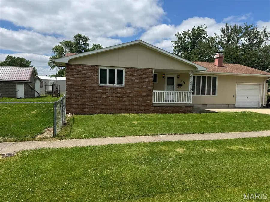 240 S Jefferson Street, Kahoka, MO 63445 - #2