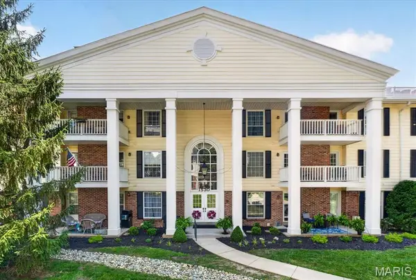 1530 Bedford Forge Court #11, Chesterfield, MO 63017