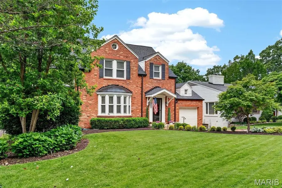 505 N Bemiston Avenue, University City, MO 63130 - #2