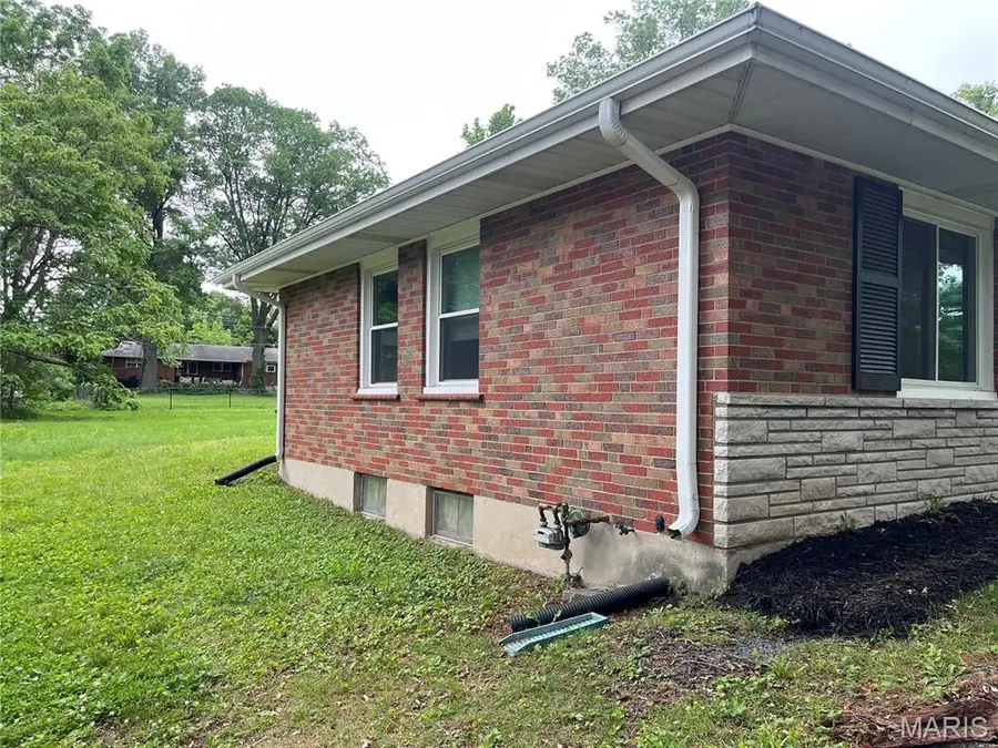 1739 June Drive, Saint Louis, MO 63138 - #2