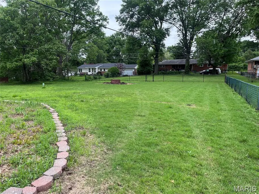 1739 June Drive, Saint Louis, MO 63138 - #3