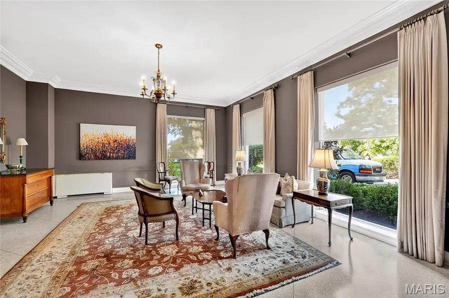 900 S Hanley Road #3D, Clayton, MO 63105 - #3