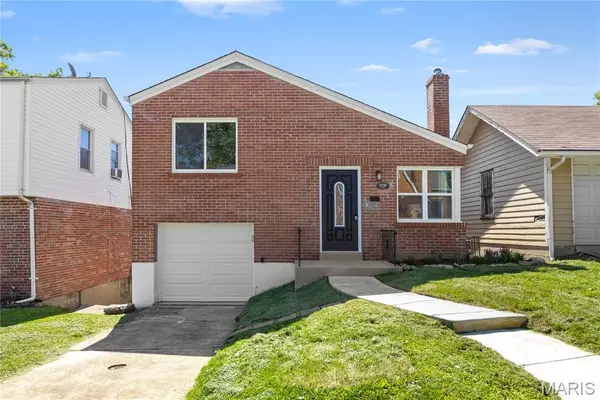 3708 Neona Street, Northwoods, MO 63121