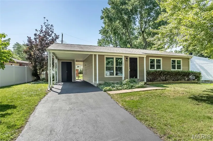 11848 Foxwood Drive, Maryland Heights, MO 63043 - #3