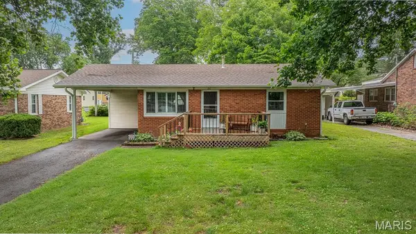 331 S Mulberry Street, Dexter, MO 63841