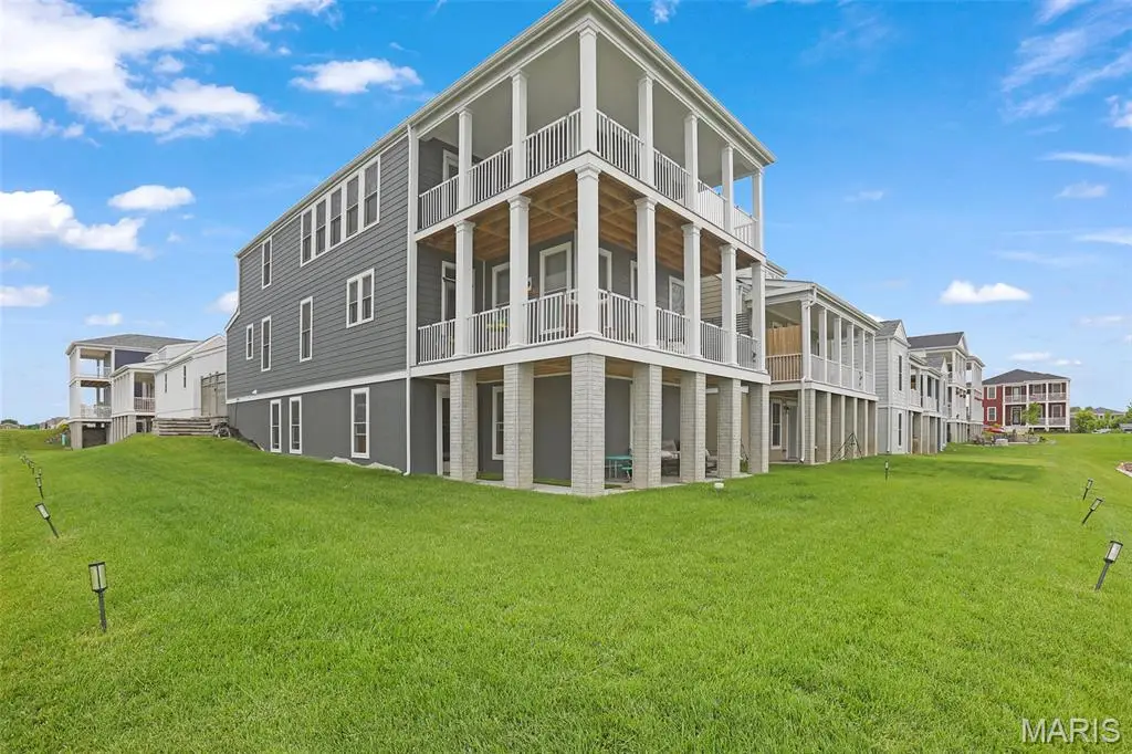 122 Marais Temps Clair Place, Saint Charles, MO 63301 - #1