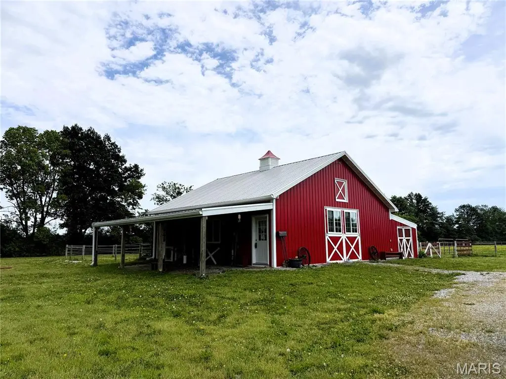 151 E Doc Lin Drive, Sparta, IL 62286 - #1