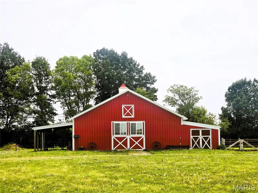 151 E Doc Lin Drive, Sparta, IL 62286 - #2