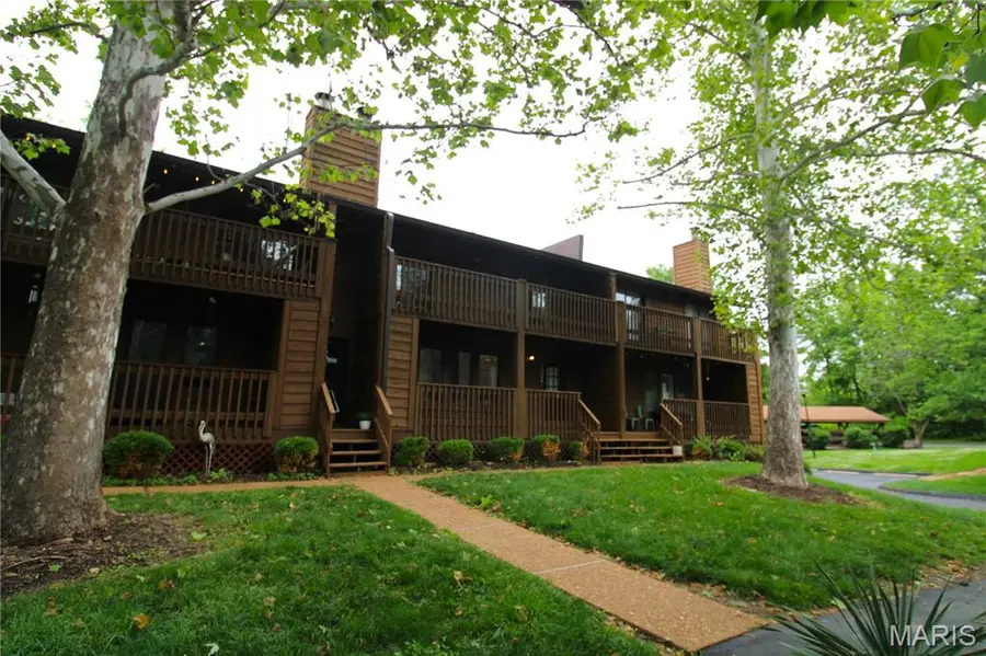 15022 Baxter Village Drive, Chesterfield, MO 63017 - #3
