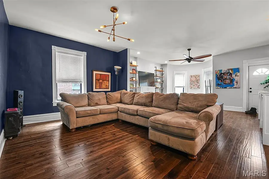 4629 Washington Boulevard, Saint Louis, MO 63108 - #3