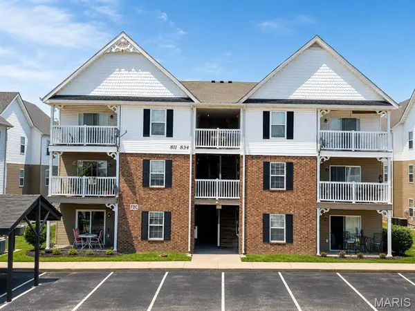 814 Saravalle Drive, St Peters, MO 63376