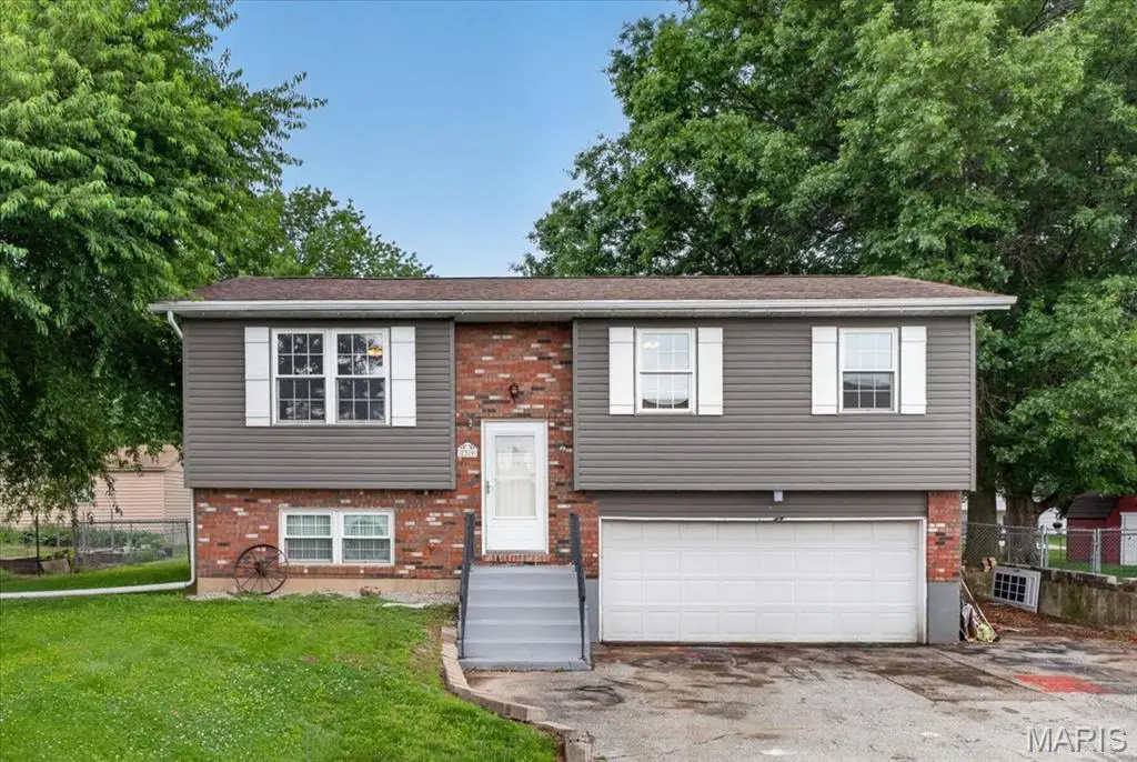 2220 Vadalabene Drive, Maryville, IL 62062 - #1