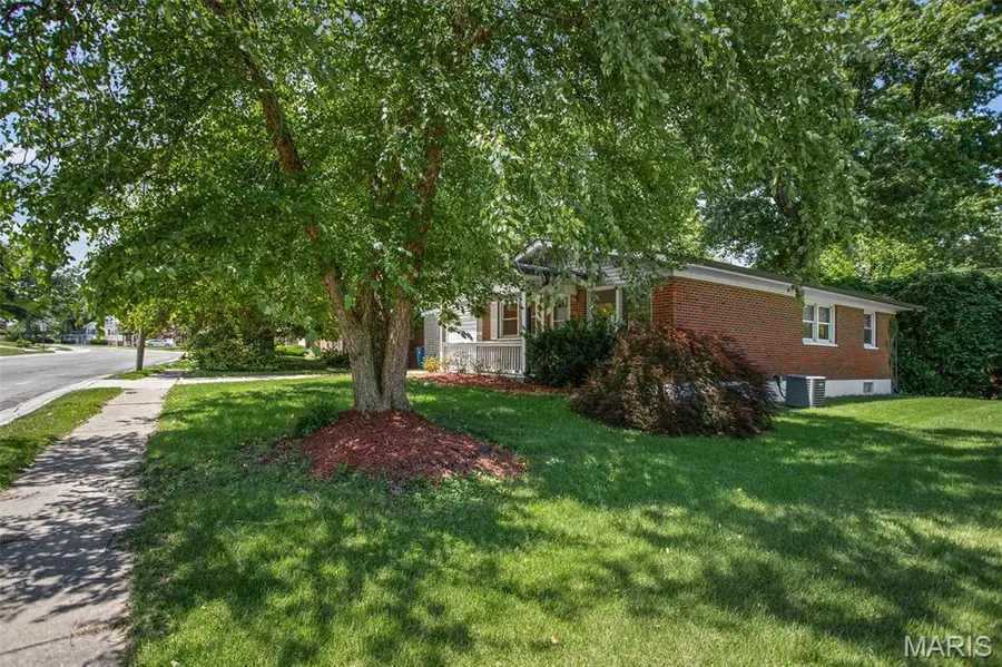 1909 Madison Avenue, Edwardsville, IL 62025 - #3