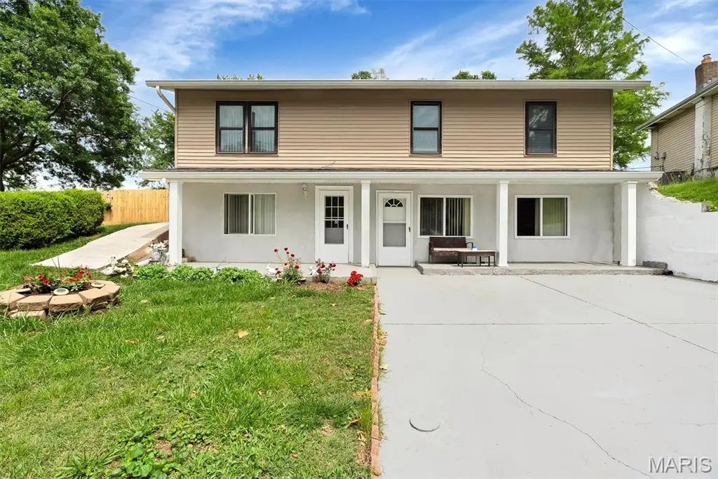 9986 Lark Avenue, Saint Louis, MO 63125 - #1
