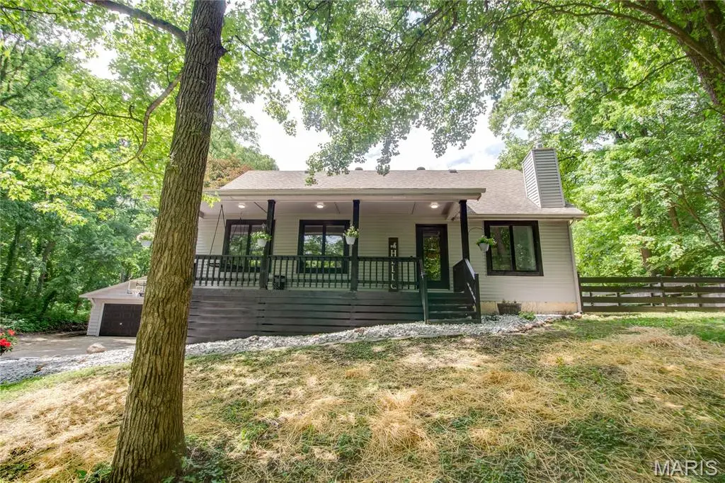 1329 Dorchester Lane, Brighton, IL 62012 - #1
