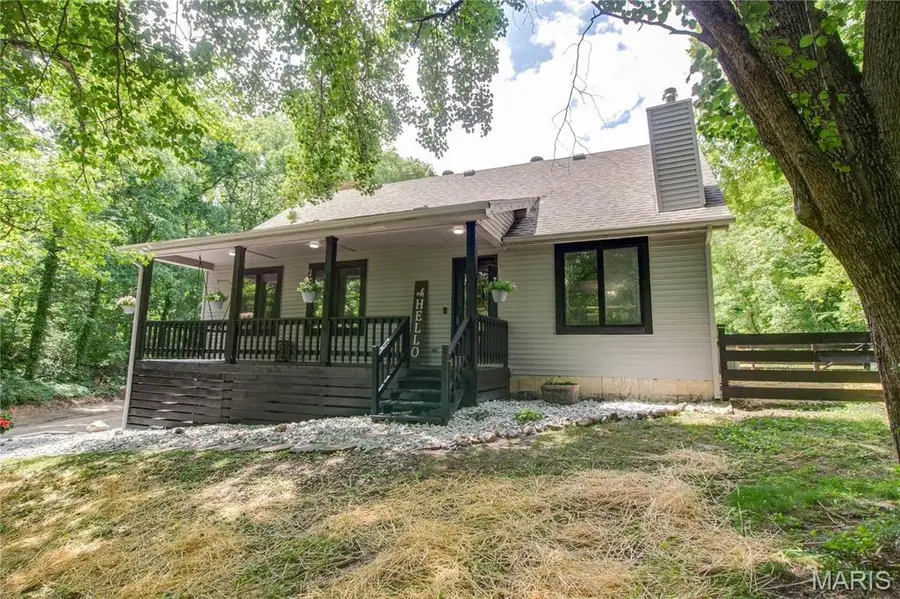 1329 Dorchester Lane, Brighton, IL 62012 - #3