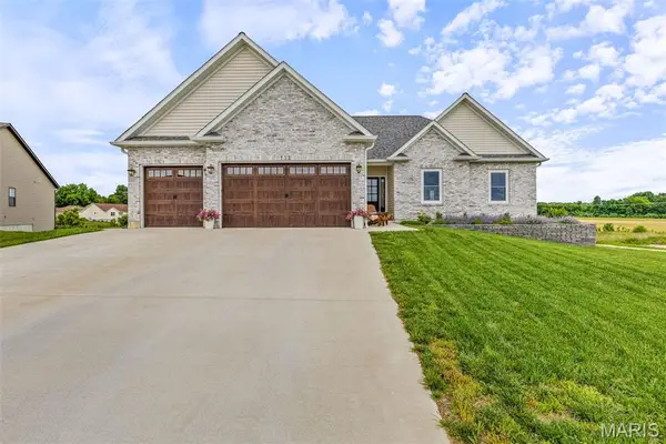733 Magnolia Drive, Farmington, MO 63640