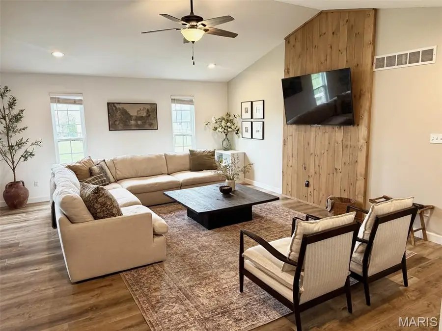 1204 Boone Court, Farmington, MO 63640 - #2
