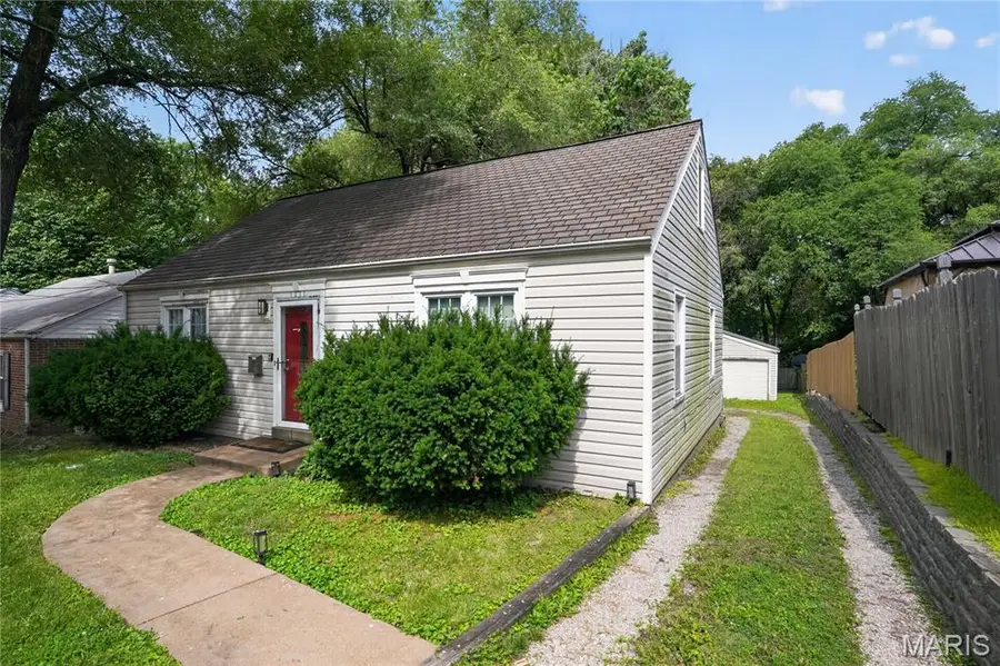 1071 N New Florissant Road, Florissant, MO 63031 - #2