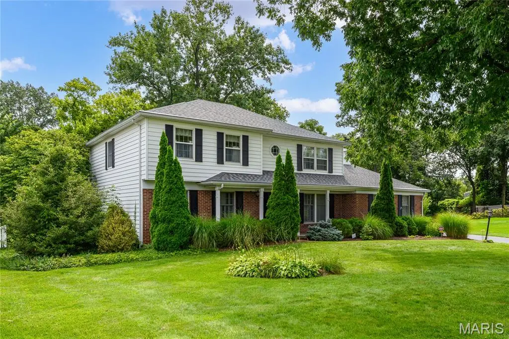 8874 Woodpark Drive, Sunset Hills, MO 63127 - #1