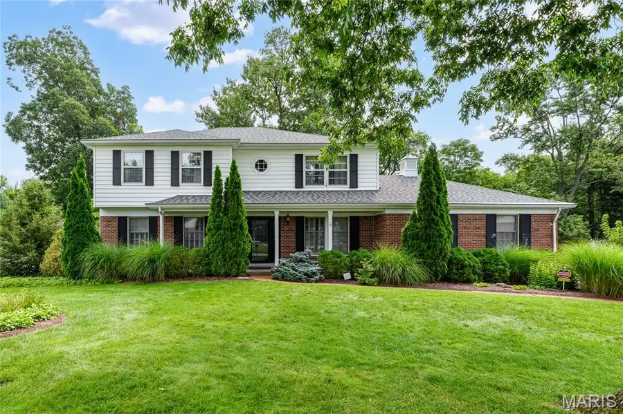 8874 Woodpark Drive, Sunset Hills, MO 63127 - #2