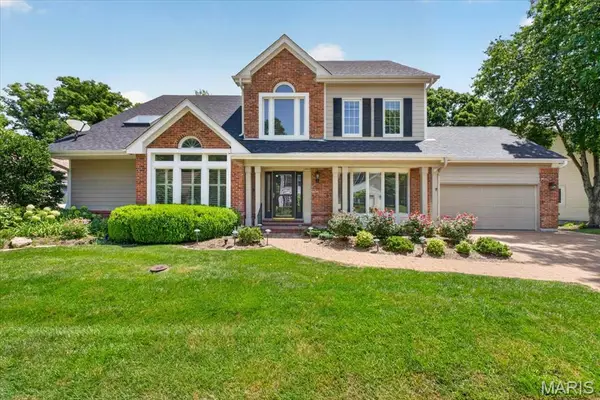 16557 Baxter Forest Ridge Drive, Chesterfield, MO 63005