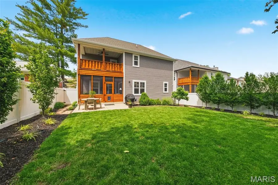 11908 Manhattan Avenue, Saint Louis, MO 63131 - #2