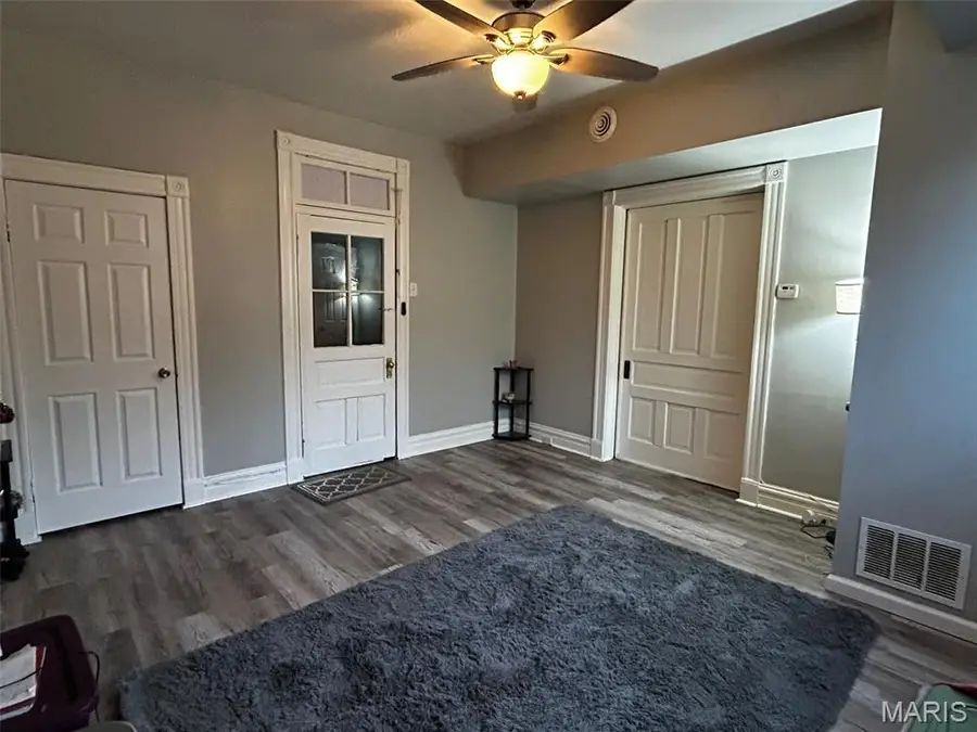 3322 Pennsylvania Avenue, Saint Louis, MO 63118 - #2
