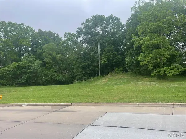 2124 Kent Drive, Cape Girardeau, MO 63701