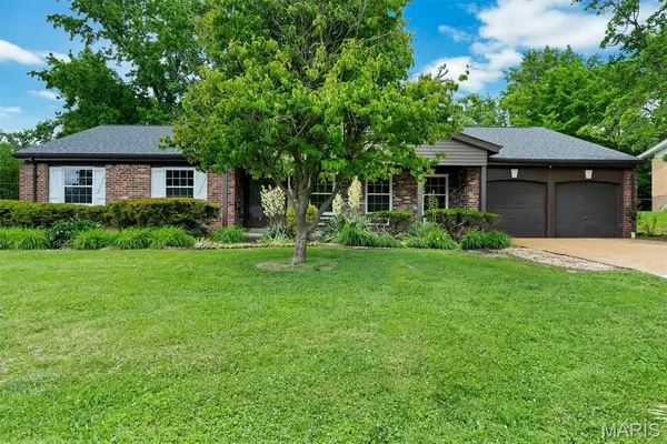 775 Montmartre Drive, St Louis, MO 63141